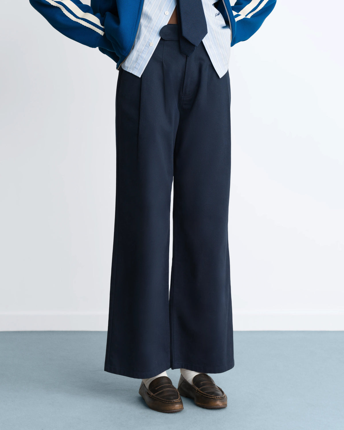 WOMAN [Model is 178cm/5’10” wearing size XS]