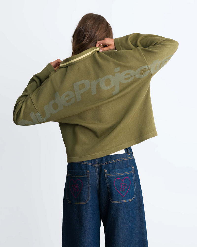 WOMAN [Model is 172cm/5’8” wearing size S]