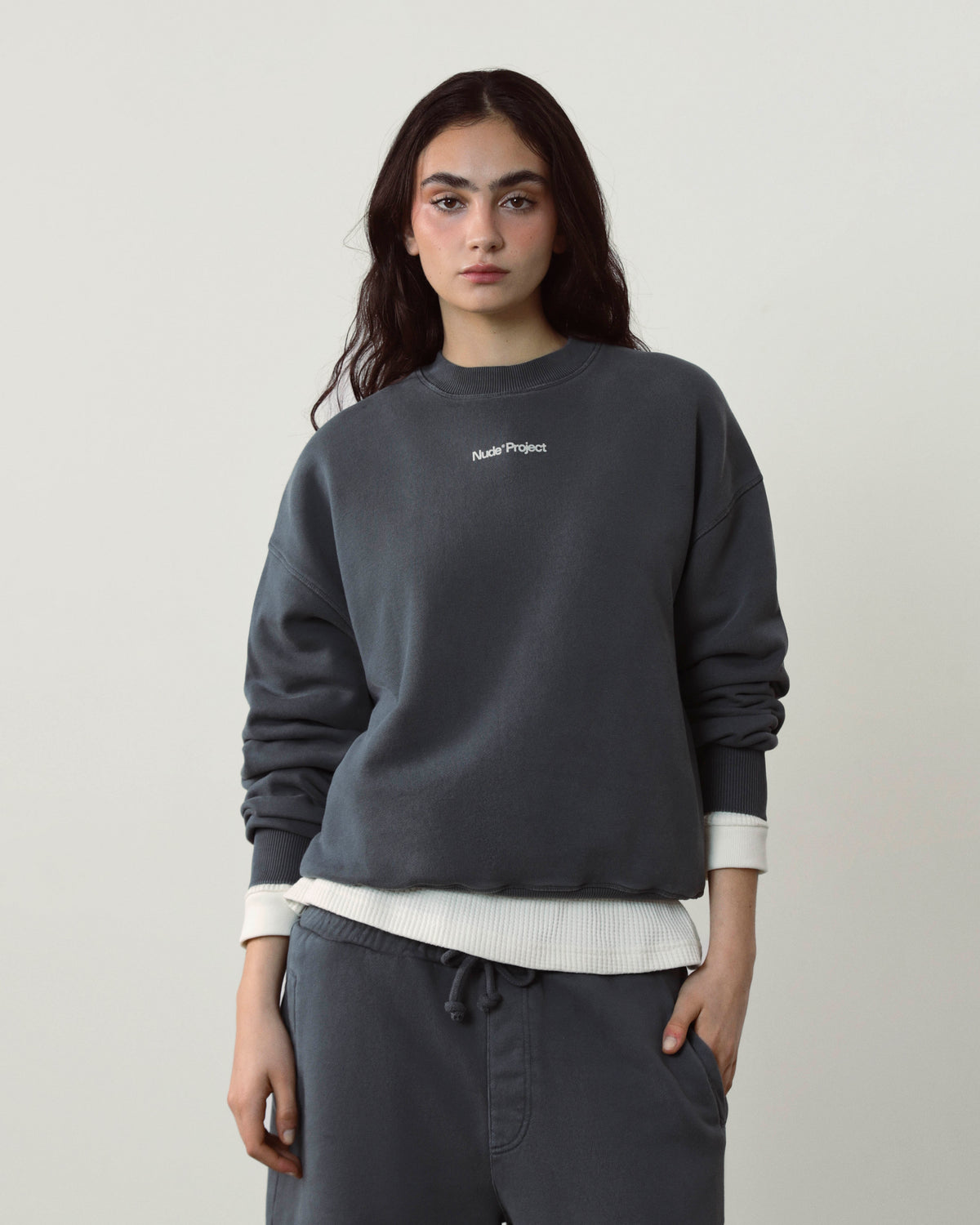 woman [Model is 176cm/5’9” wearing size M]