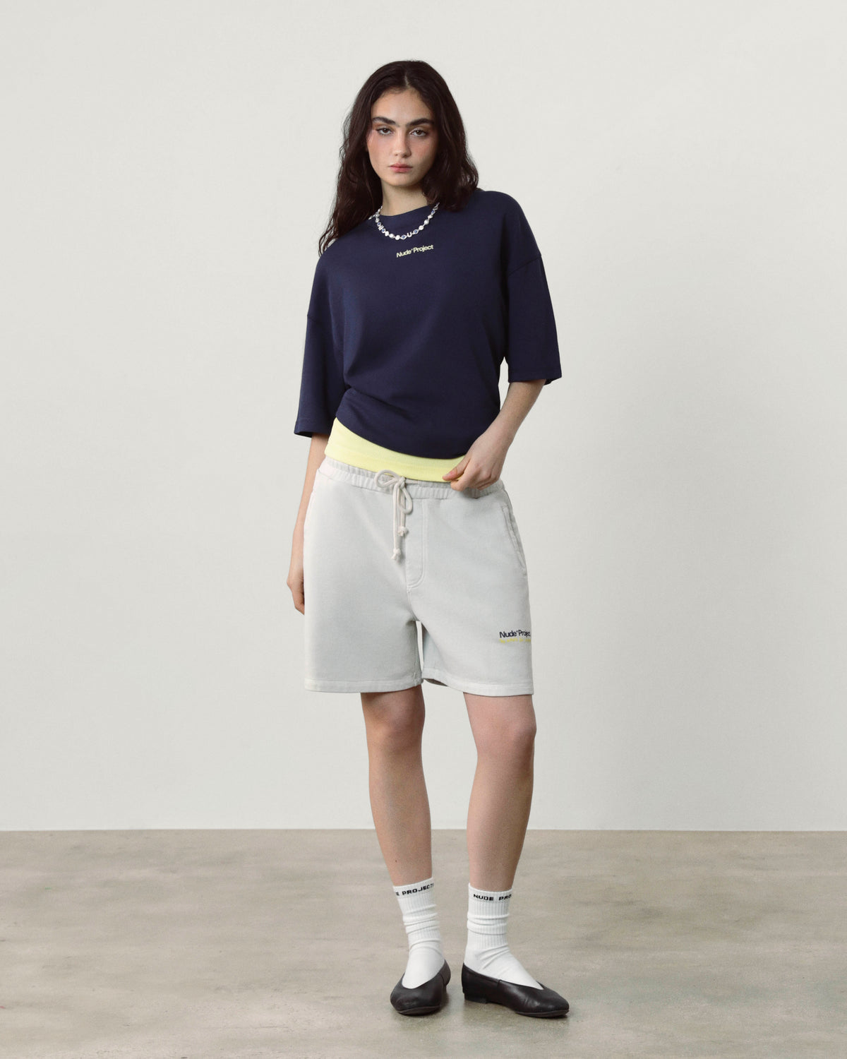 WOMAN [Model is 176cm/5’9” wearing size M]