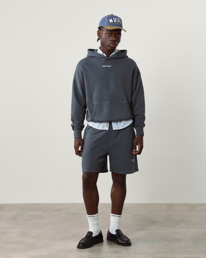 MAN [Model is 185cm/6’1” wearing size L]