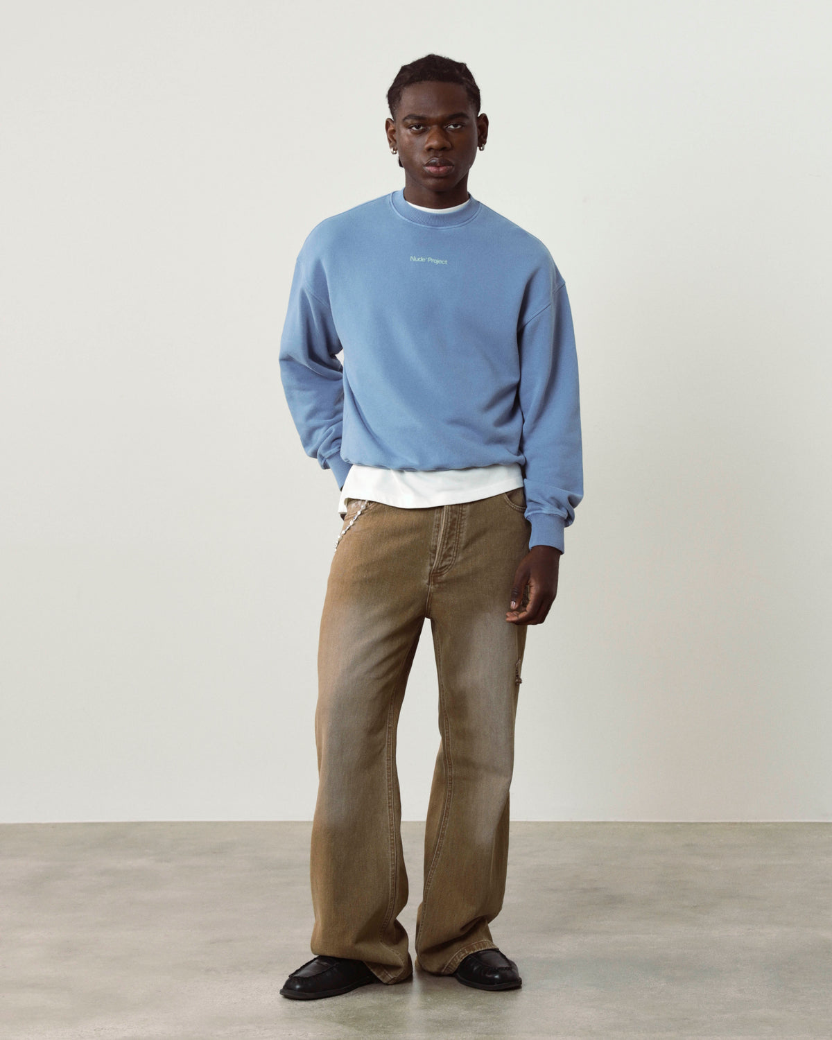 MAN [Model is 185cm/6’1” wearing size L]