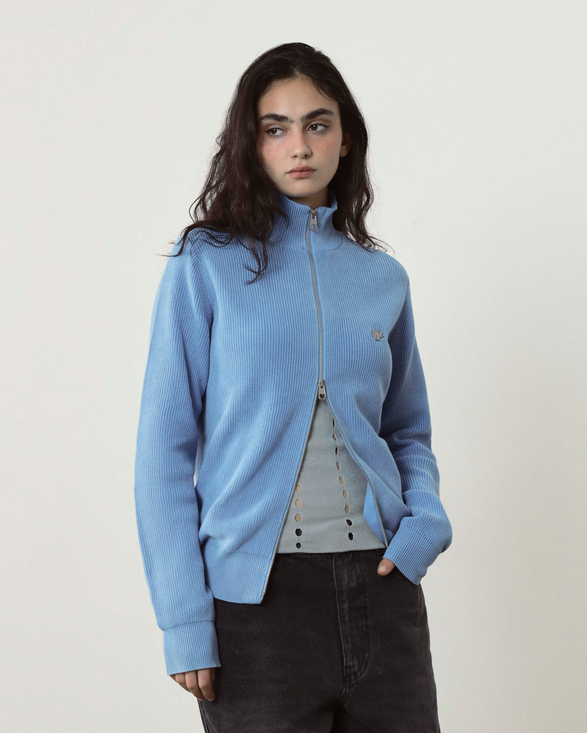 woman [Model is 176cm/5’9” wearing size S]