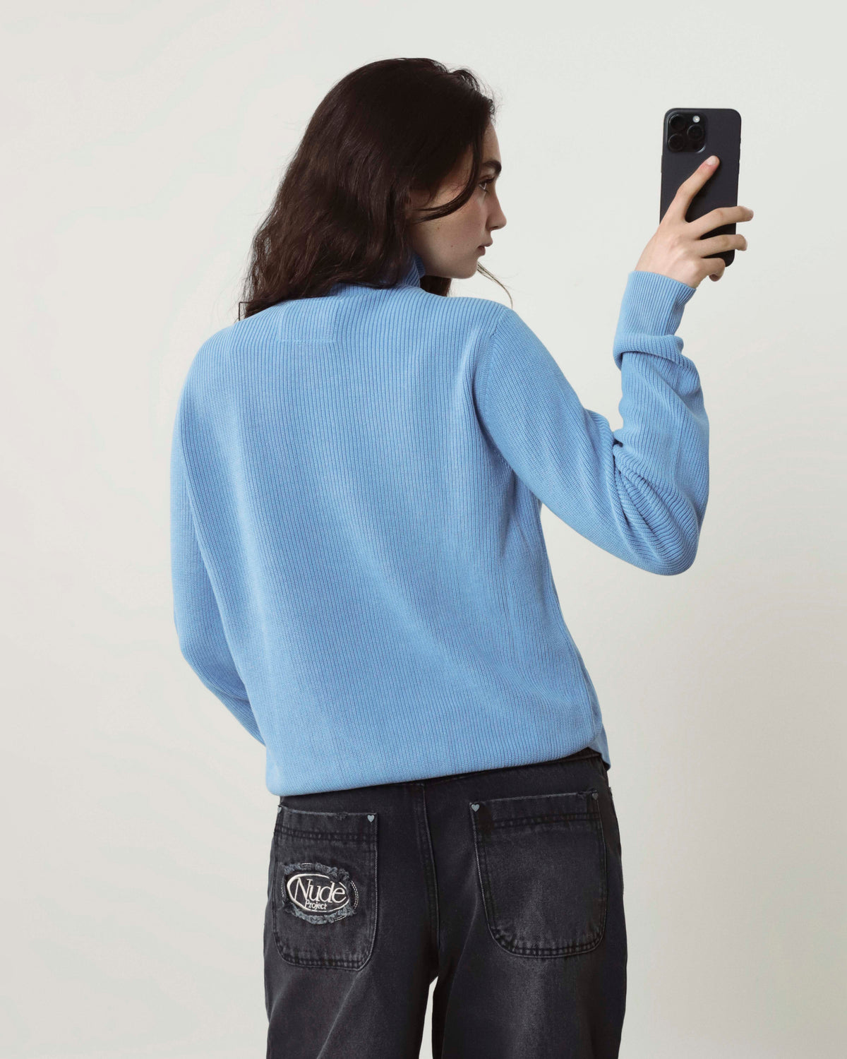 woman [Model is 176cm/5’9” wearing size S]