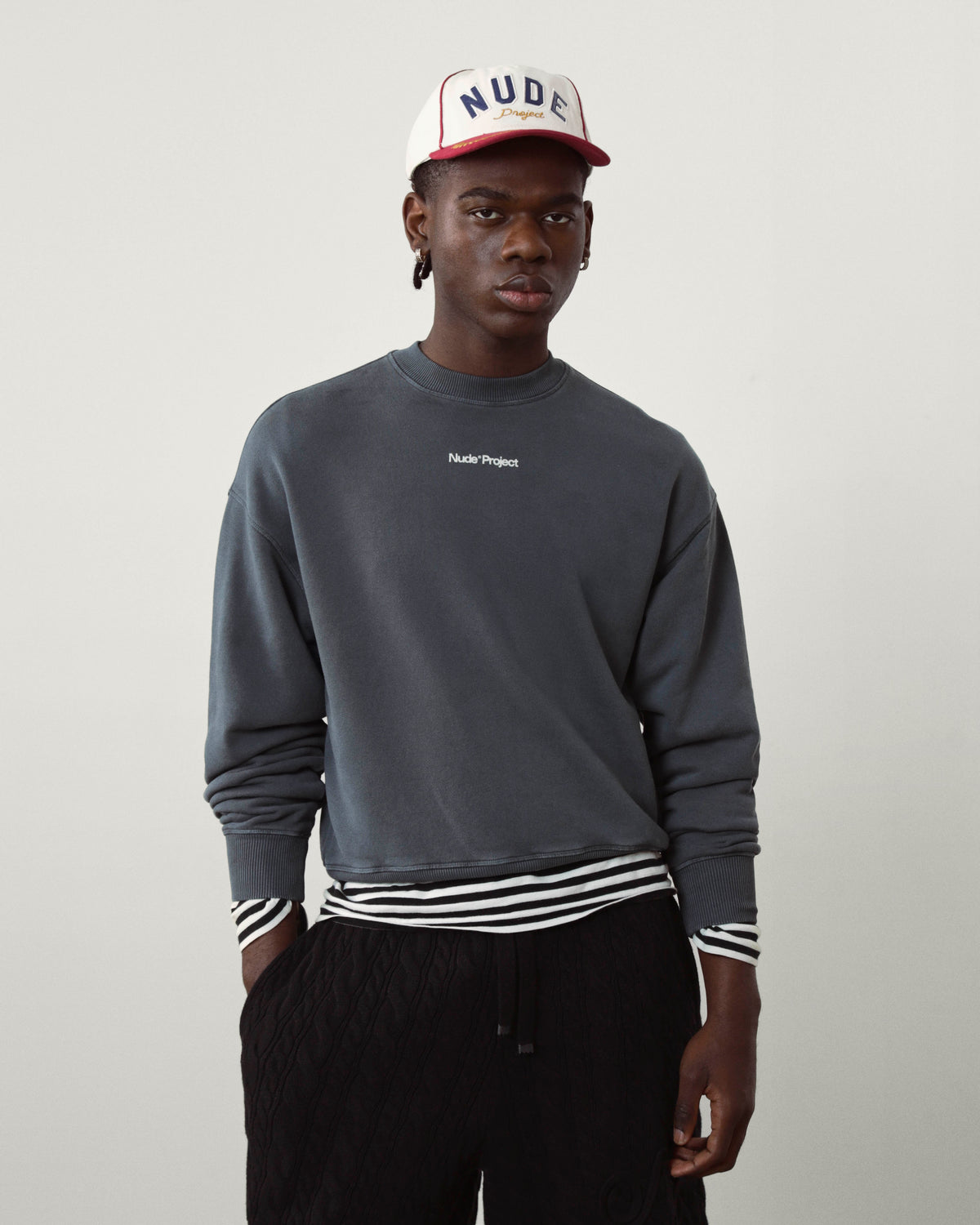 MAN [Model is 185cm/6’1” wearing size L]