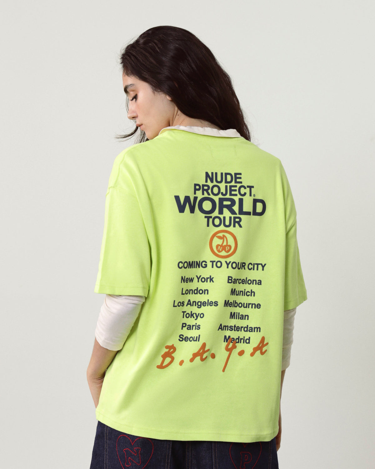 woman [Model is 176cm/5’9” wearing size M]