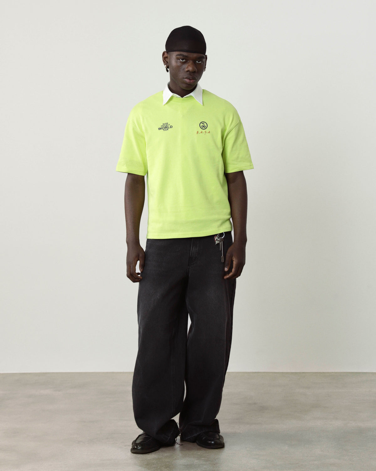 man [Model is 185cm/6’1” wearing size L]