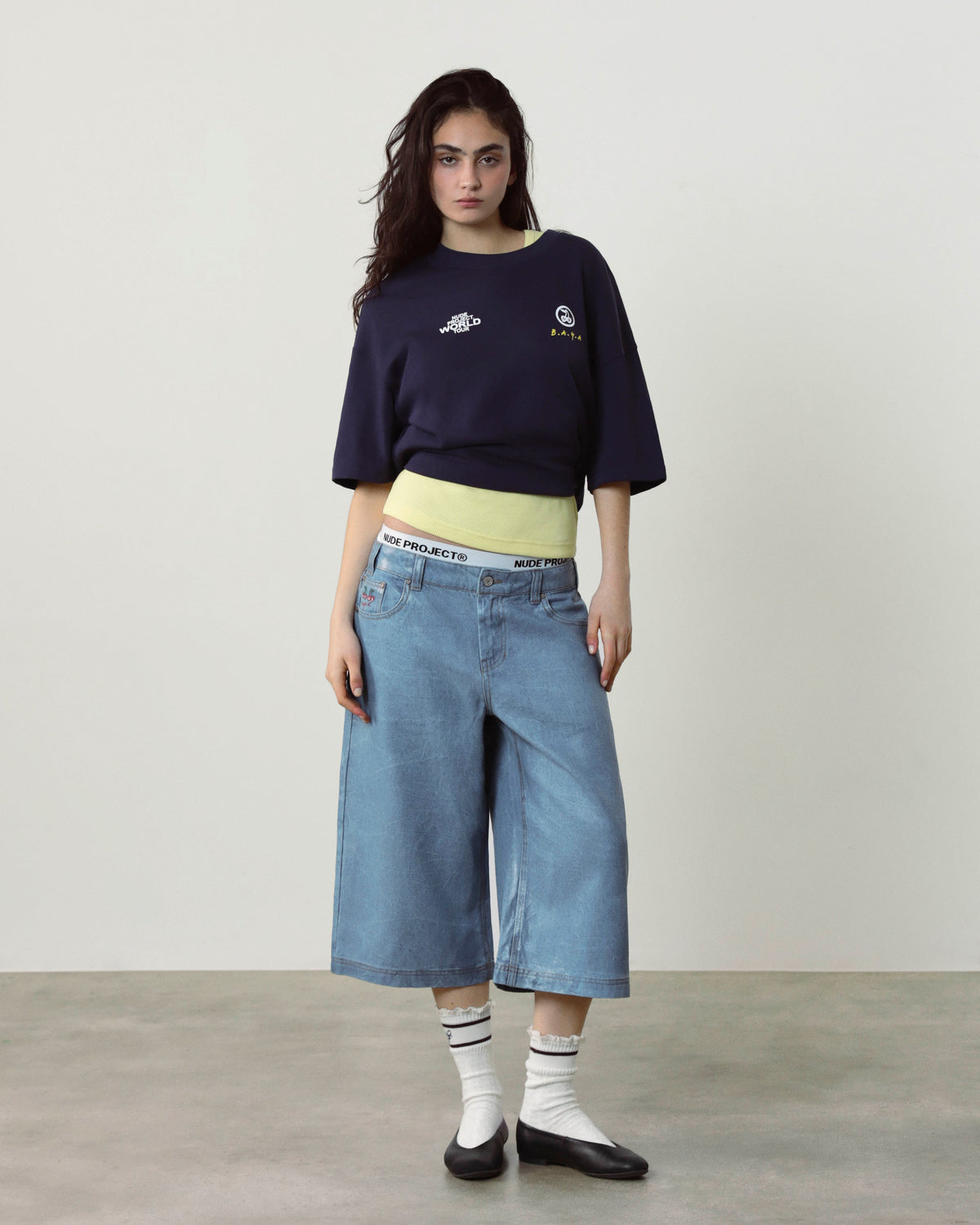 woman [Model is 176cm/5’9” wearing size M]