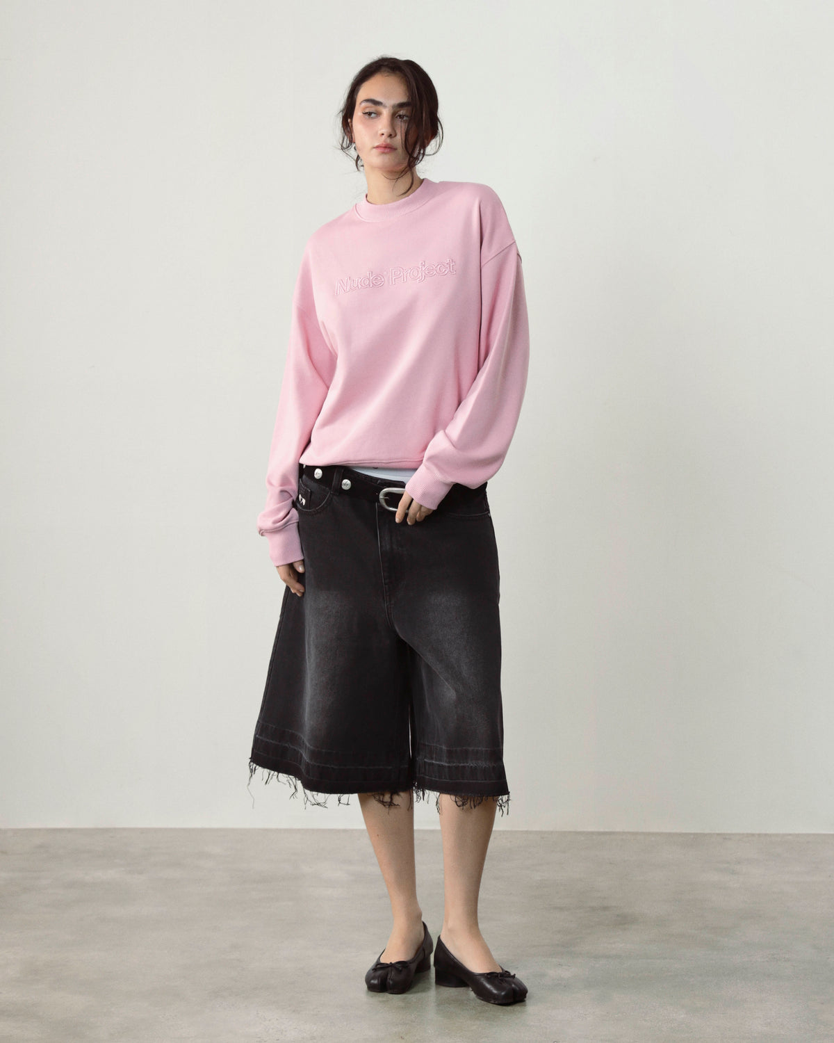 WOMAN [Model is 176cm/5’9” wearing size S]