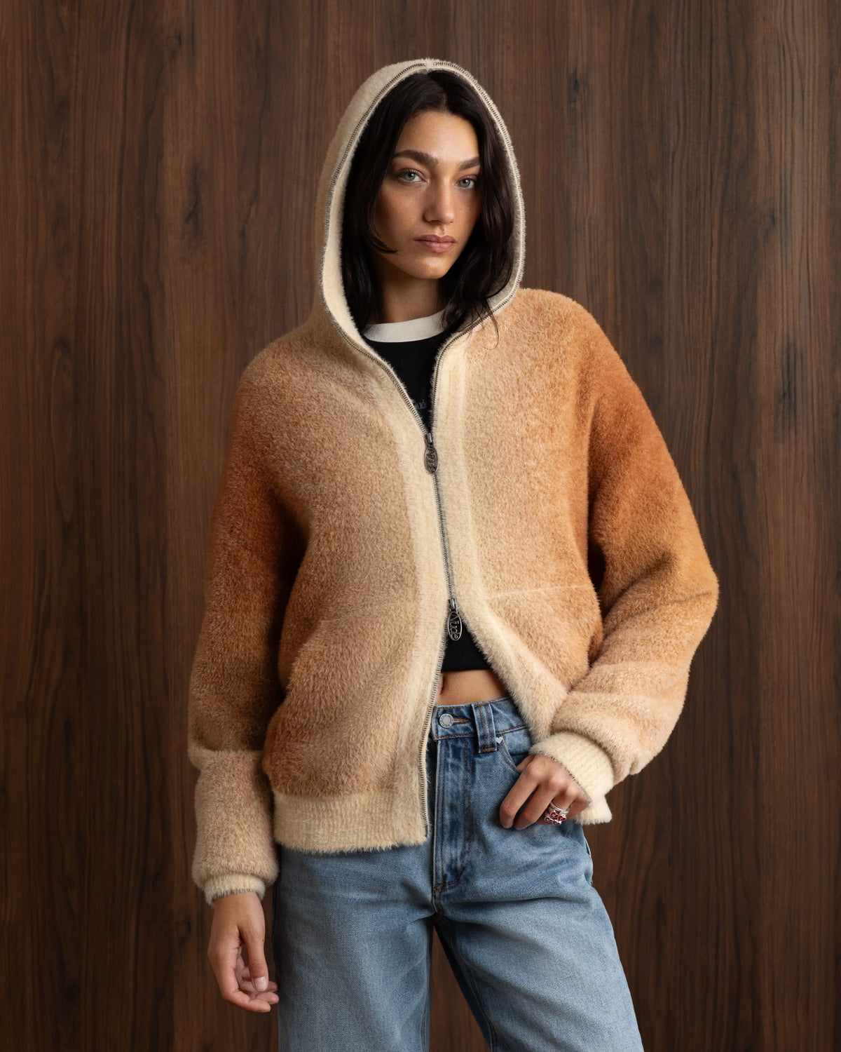 WOMAN [Model is 179cm/5’10” wearing size M]