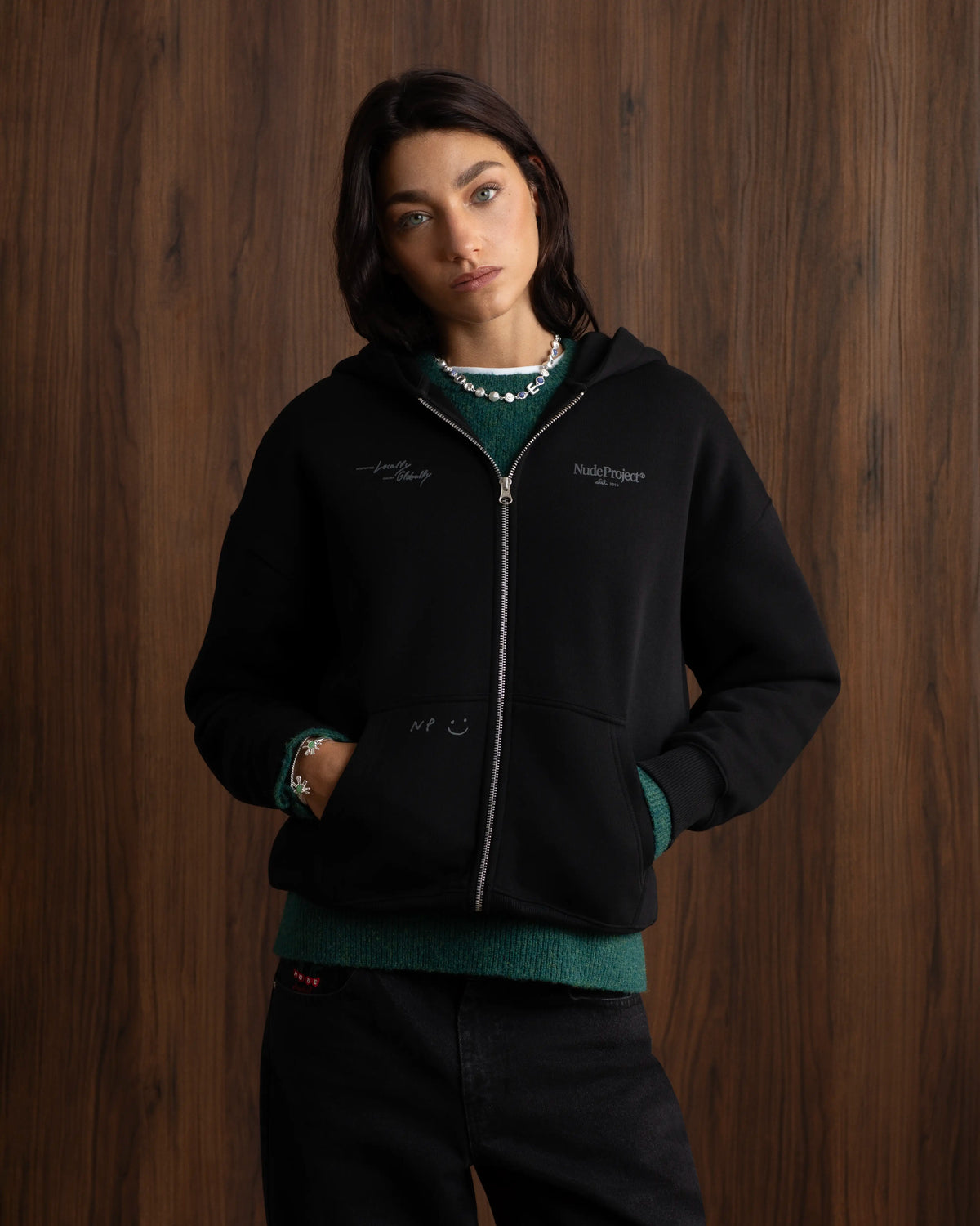 WOMAN [Model is 179cm/5’10” wearing size S]