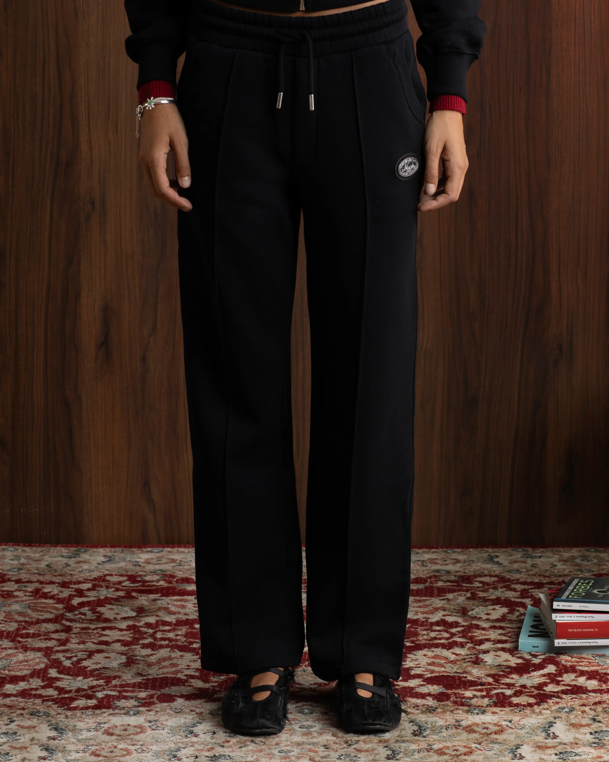 WOMAN [Model is 179cm/5’10” wearing size XS]