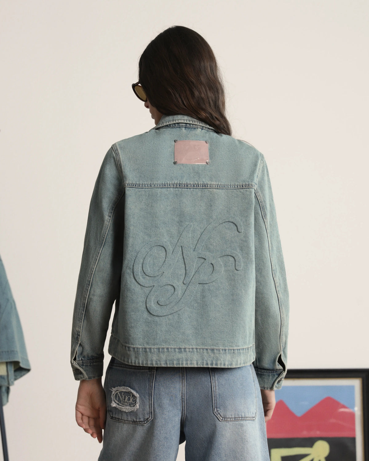 WOMAN [Model is 184cm/6’0” wearing size L]