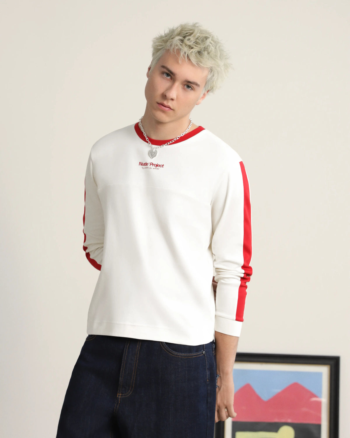 MAN [Model is 184cm/6’0” wearing size L]