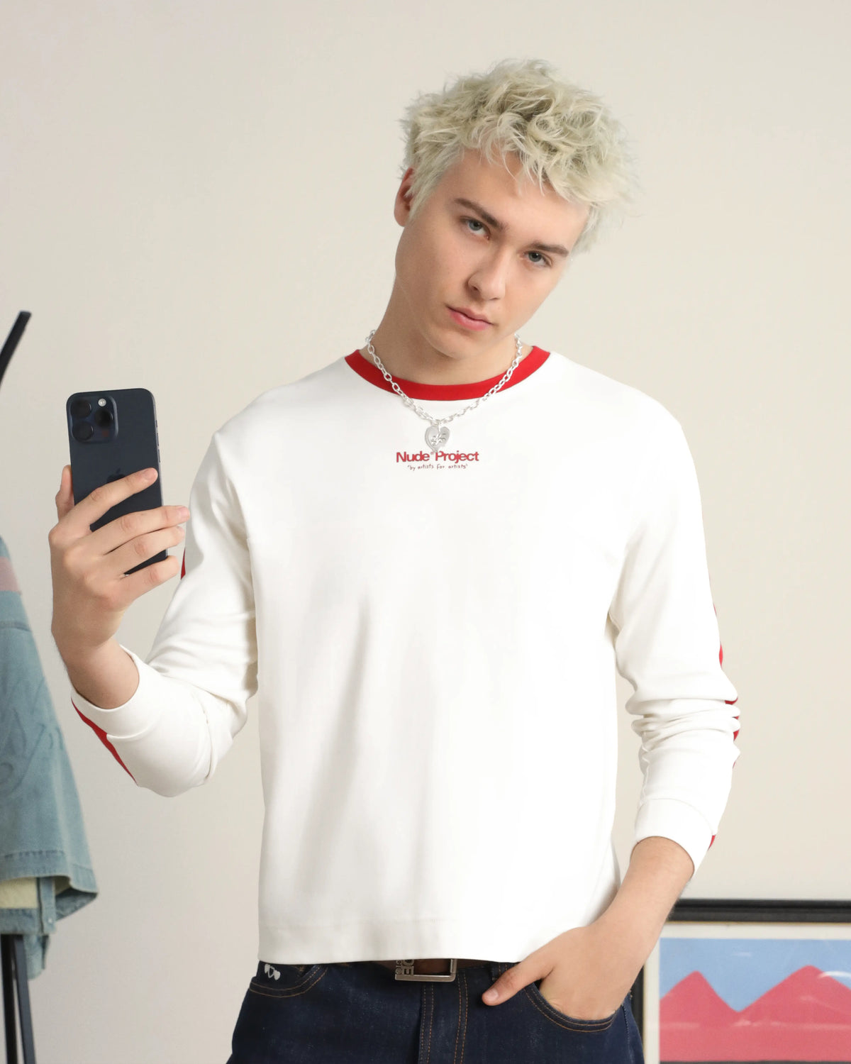 MAN [Model is 184cm/6’0” wearing size L]