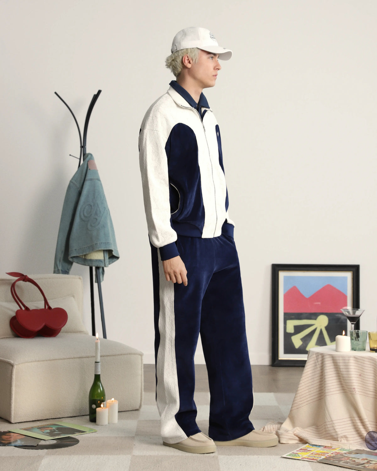 MAN [Model is 184cm/6’0” wearing size M]