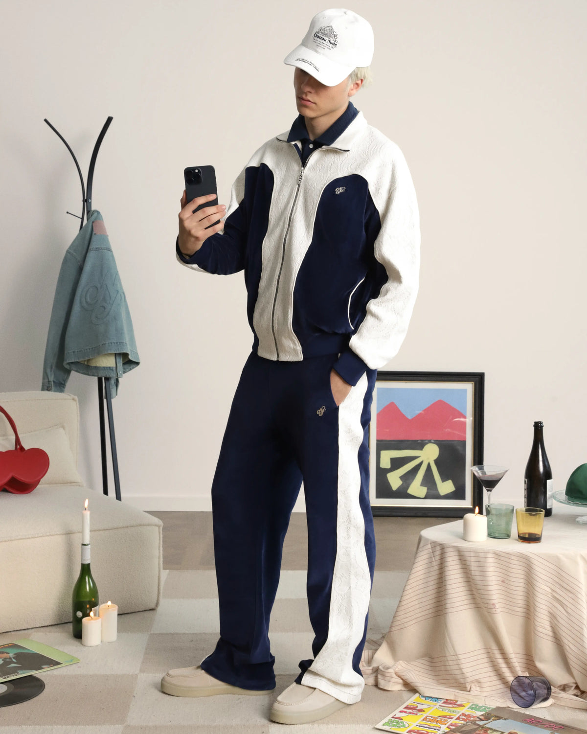 MAN [Model is 184cm/6’0” wearing size L]