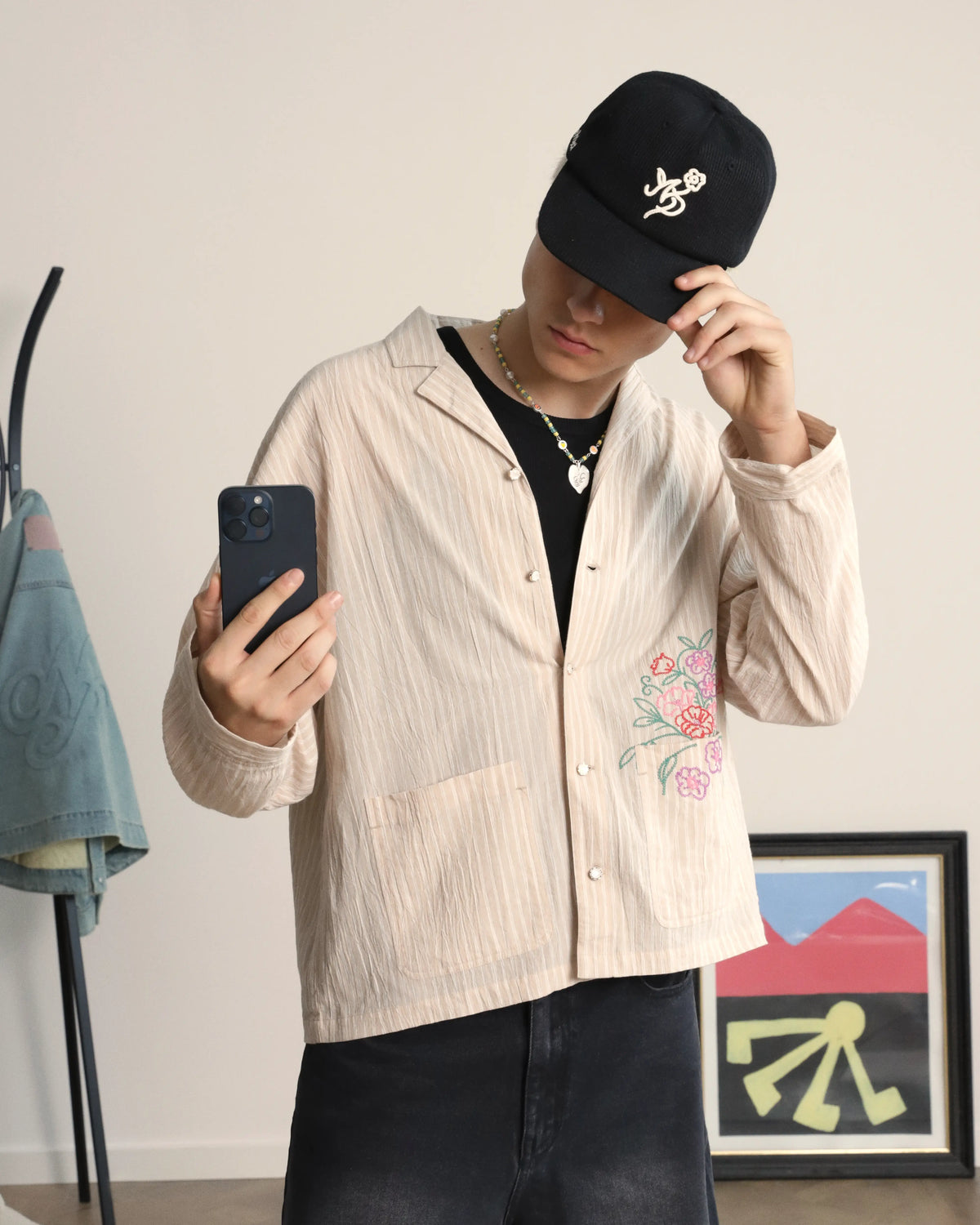 MAN [Model is 184cm/6’0” wearing size M]