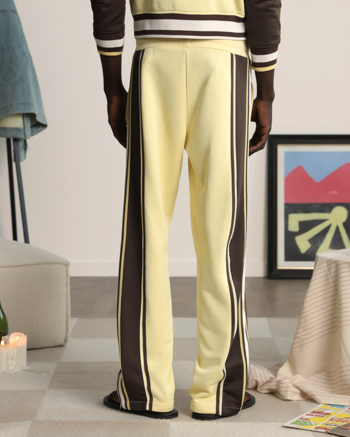 MAN [Model is 187cm/6’1” wearing size M]