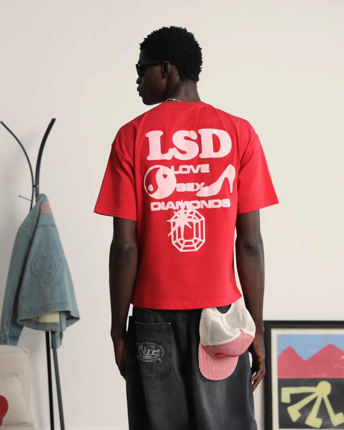 MAN [Model is 187cm/6’1” wearing size S]