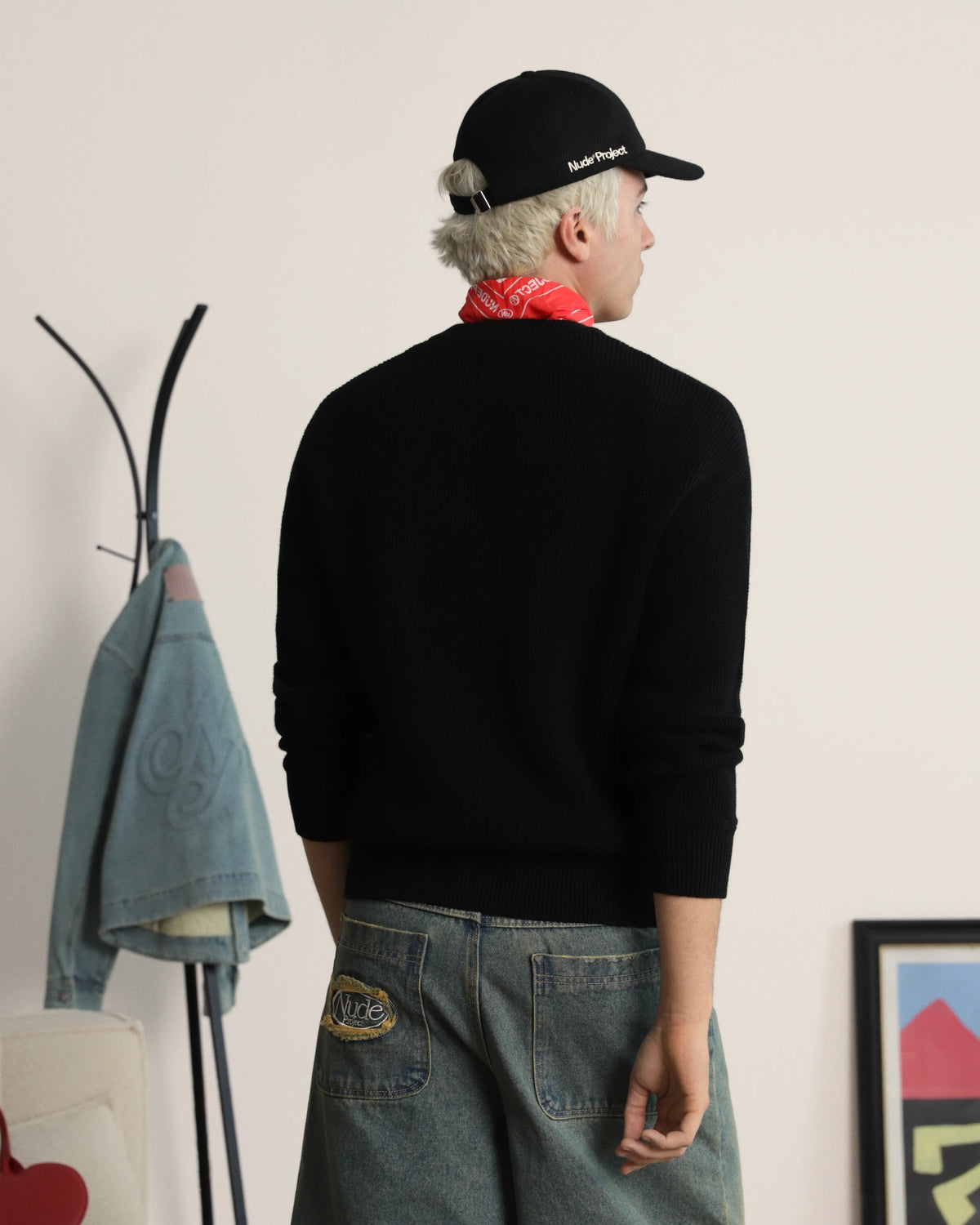 MAN [Model is 184cm/6’0” wearing size L]