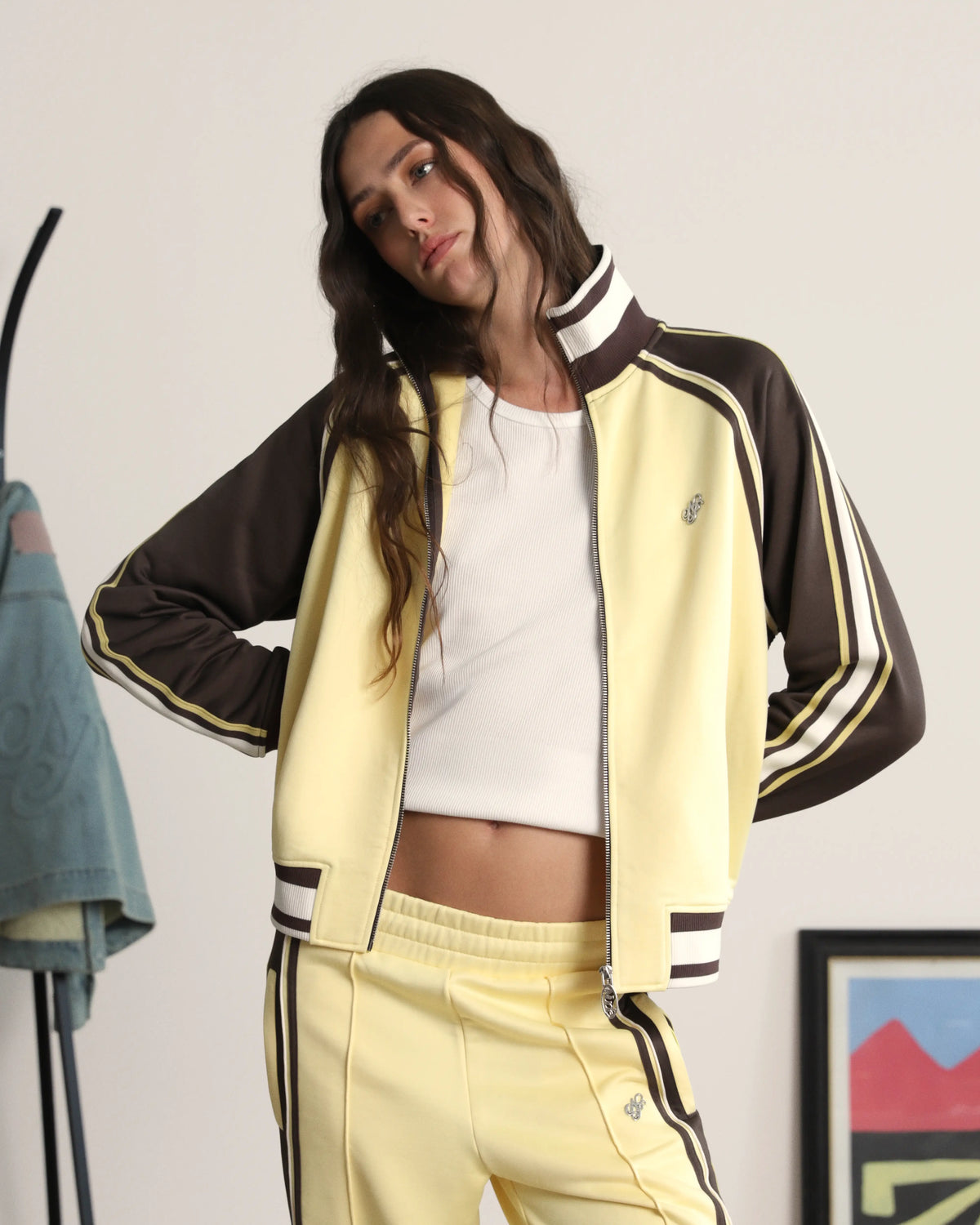 WOMAN [Model is 184cm/6’0” wearing size S]