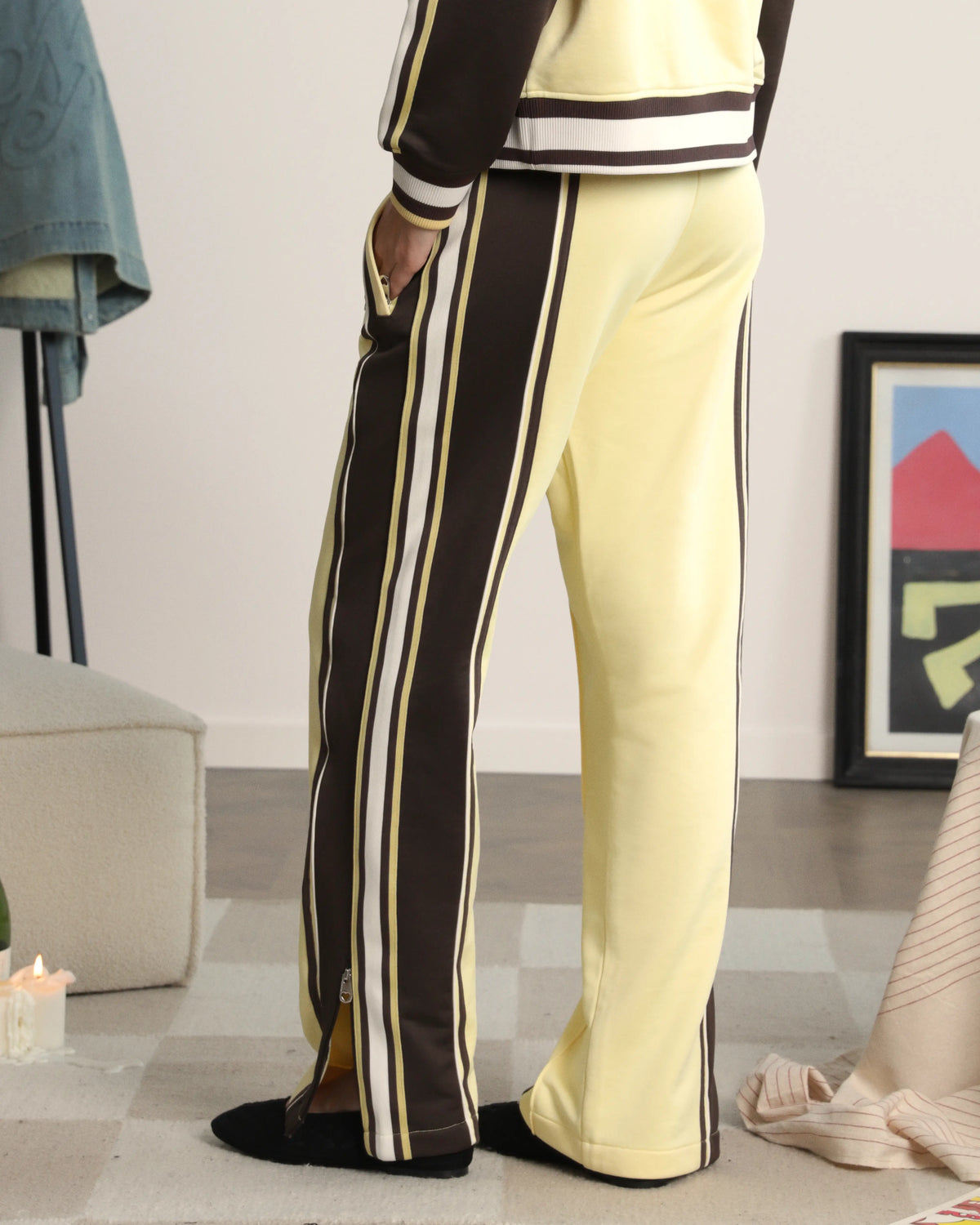 WOMAN [Model is 184cm/6’0” wearing size M]