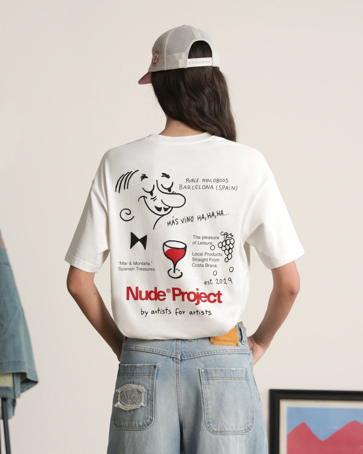 WOMAN [Model is 184cm/6’0” wearing size L]