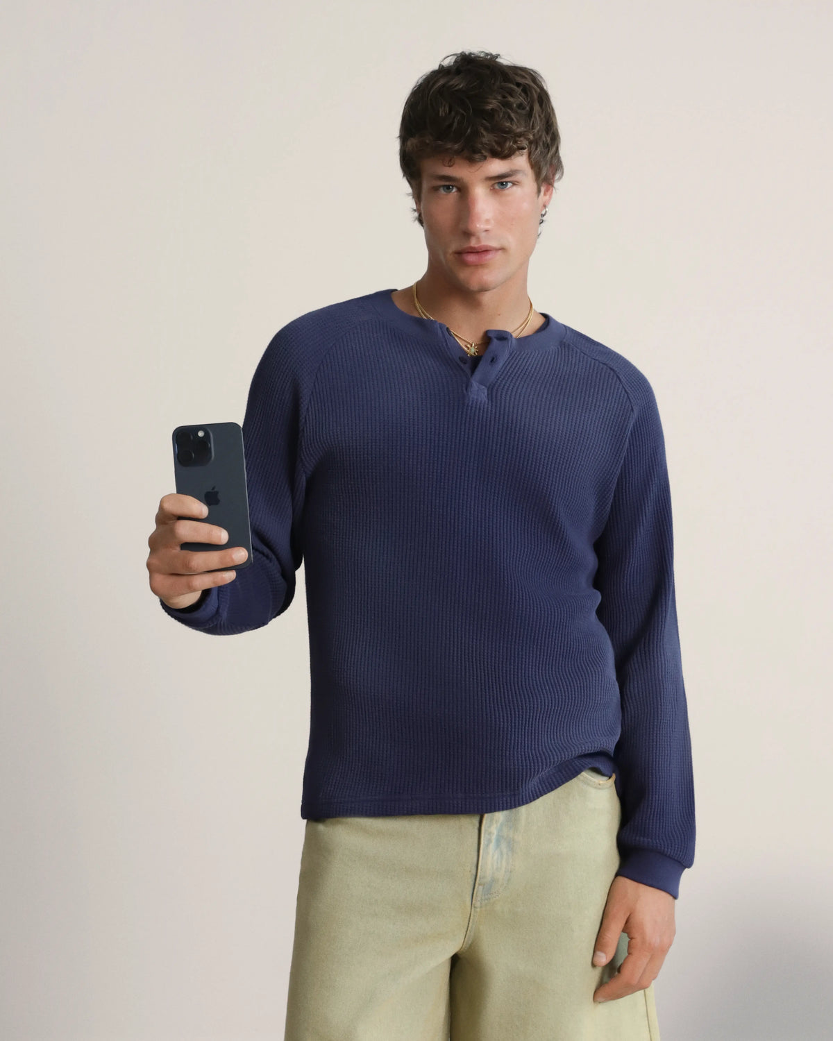 MAN [Model is 187cm/6’1” wearing size M]