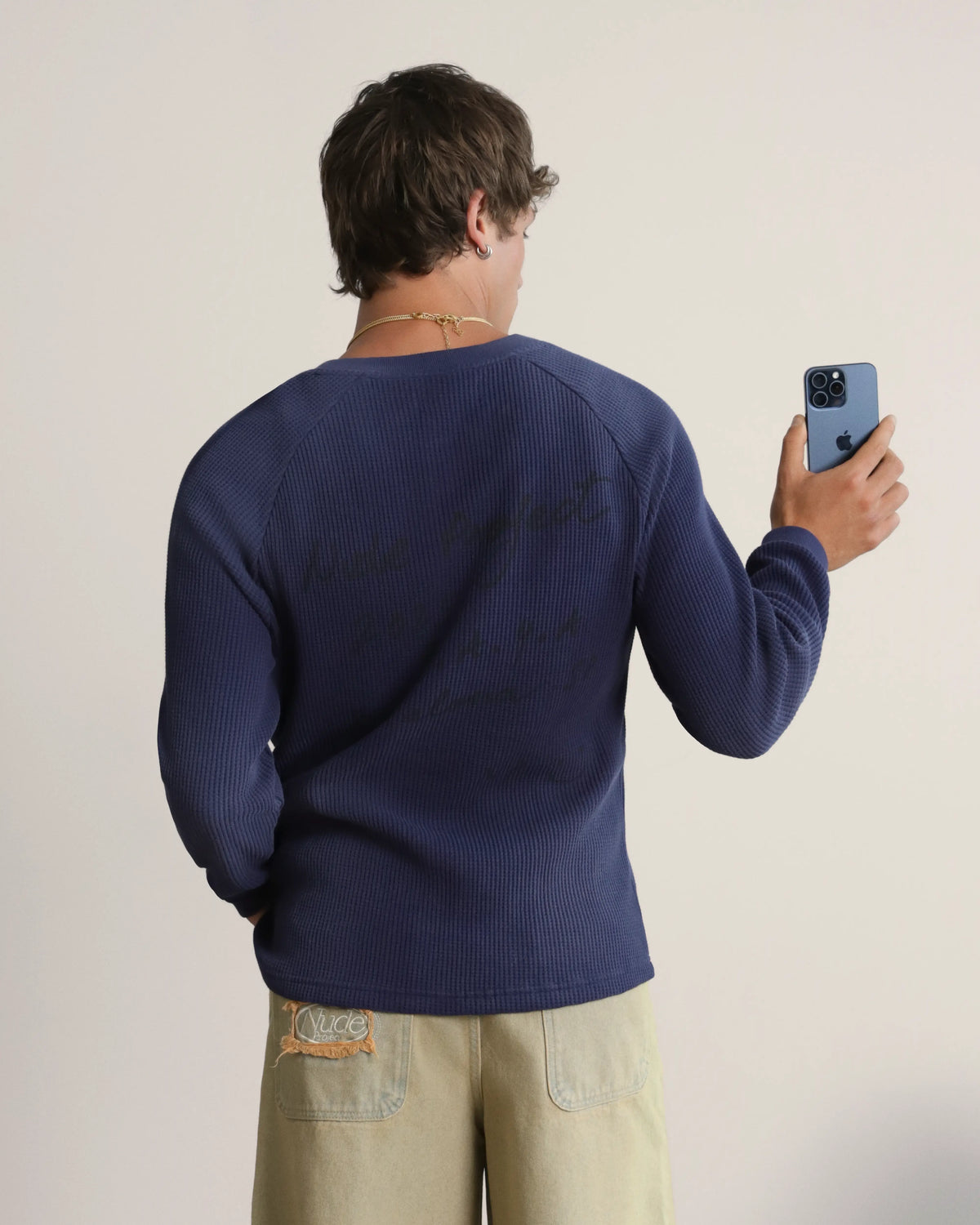 MAN [Model is 187cm/6’1” wearing size M]