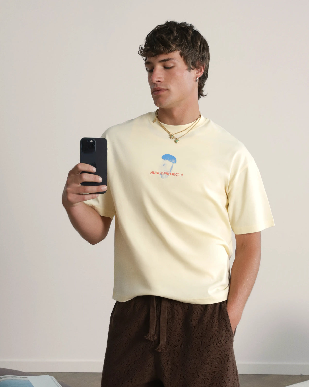 MAN [Model is 187cm/6’1” wearing size M]