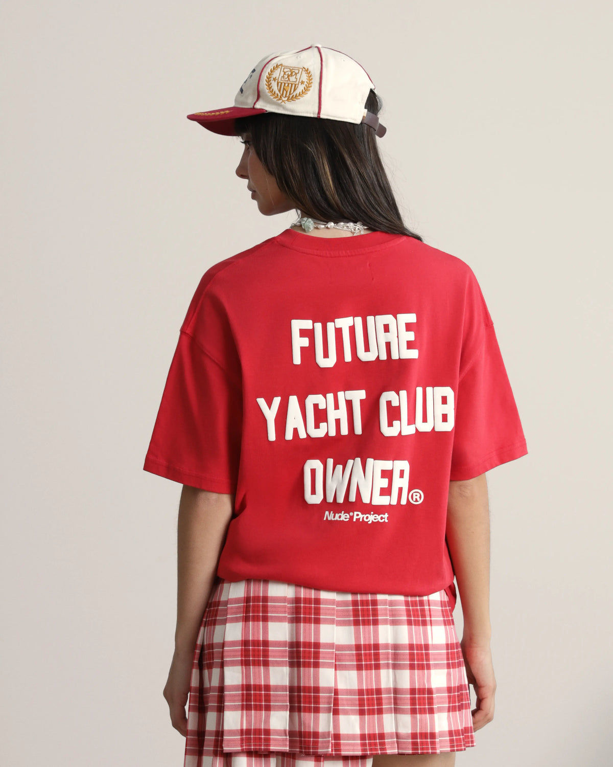 WOMAN [Model is 170cm/5’5” wearing size S]