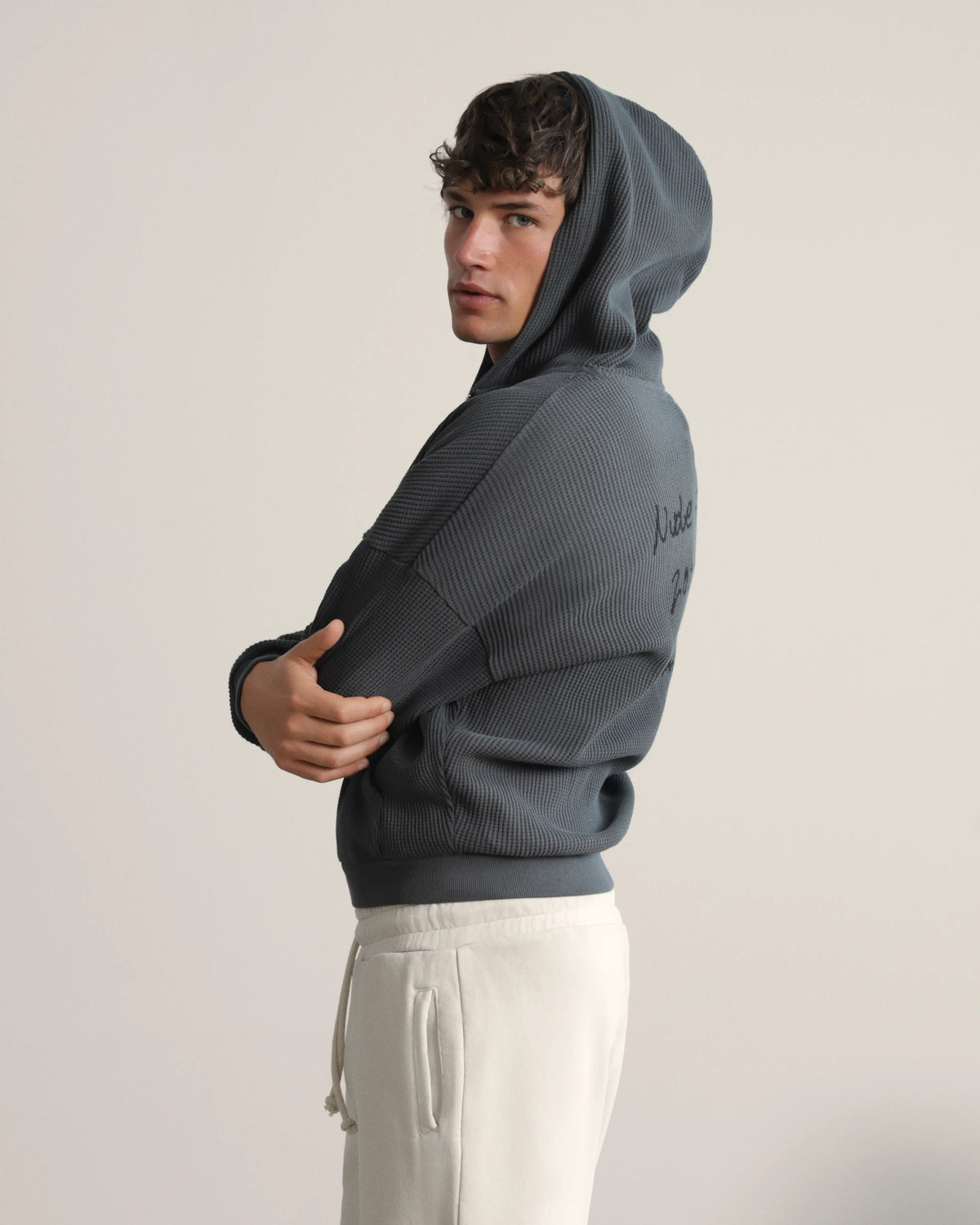 MAN [Model is 187cm/6’1” wearing size M]