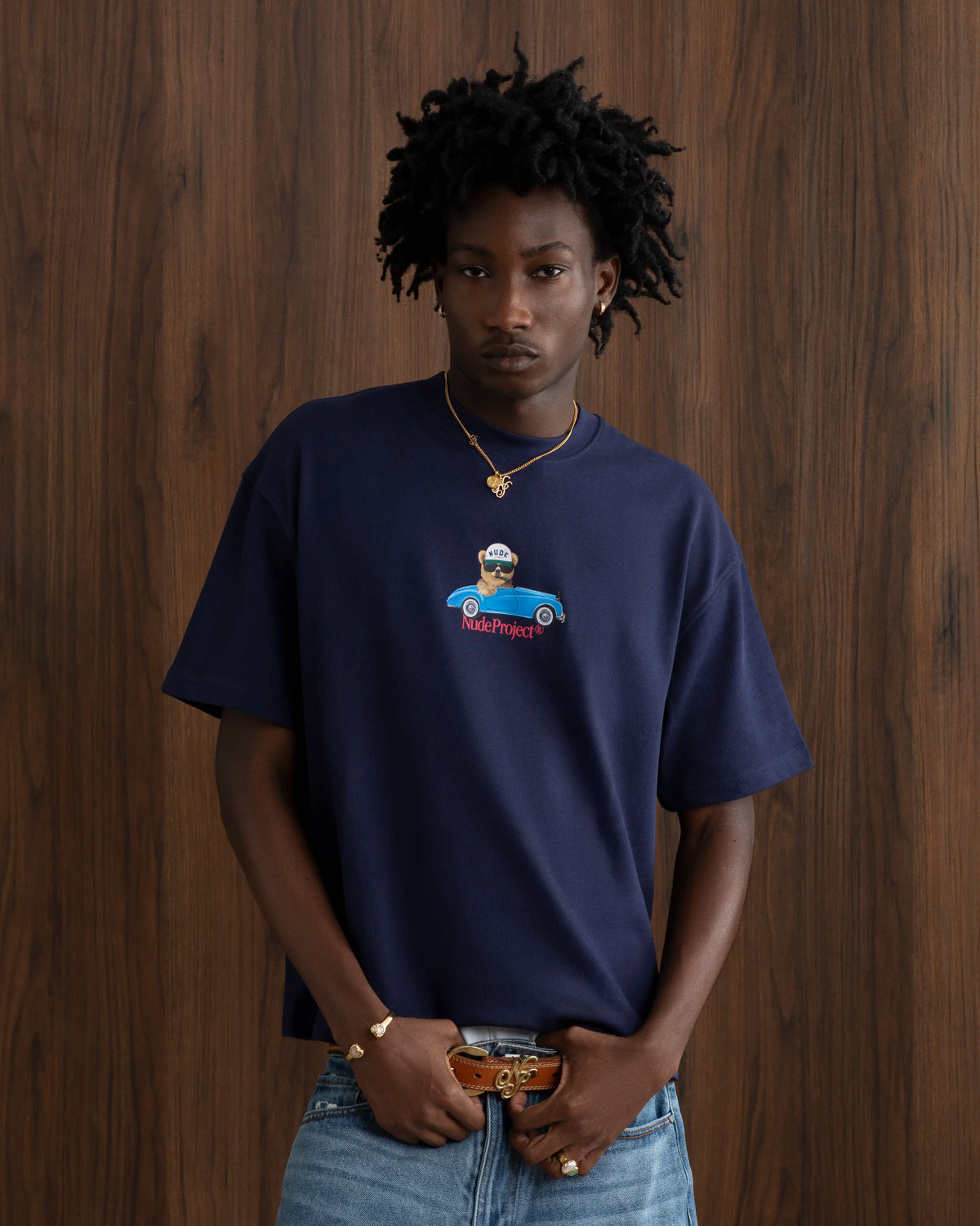 MAN [Model is 189cm/6'2” wearing size M]