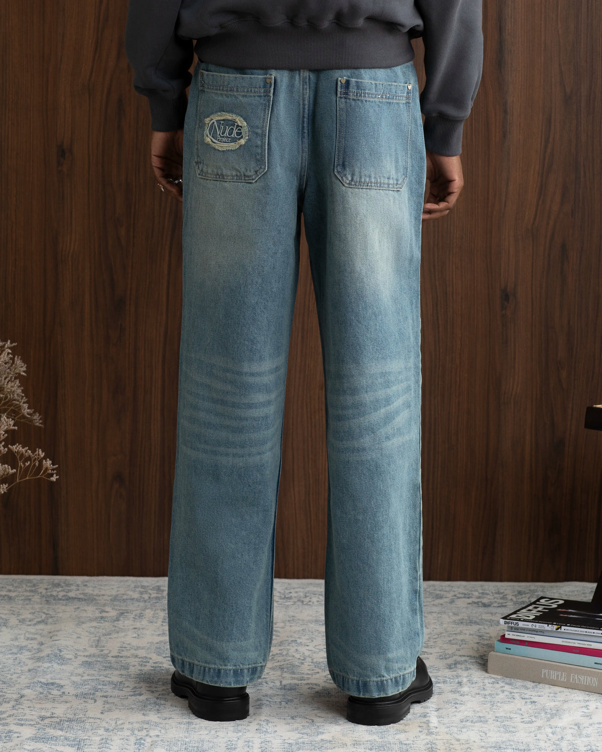 MAN [Model is 189cm/6'2” wearing size M]