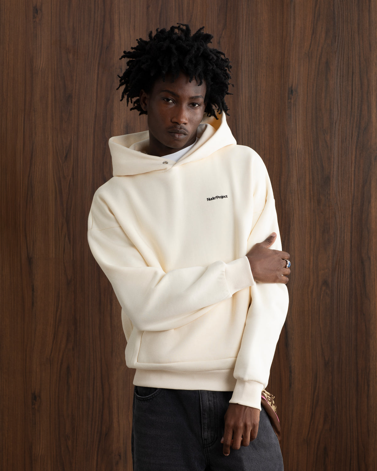 MAN [Model is 189cm/6'2” wearing size L]