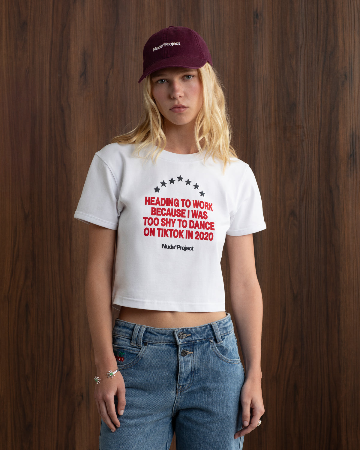 WOMAN [Model is 171cm/5’7” wearing size M]