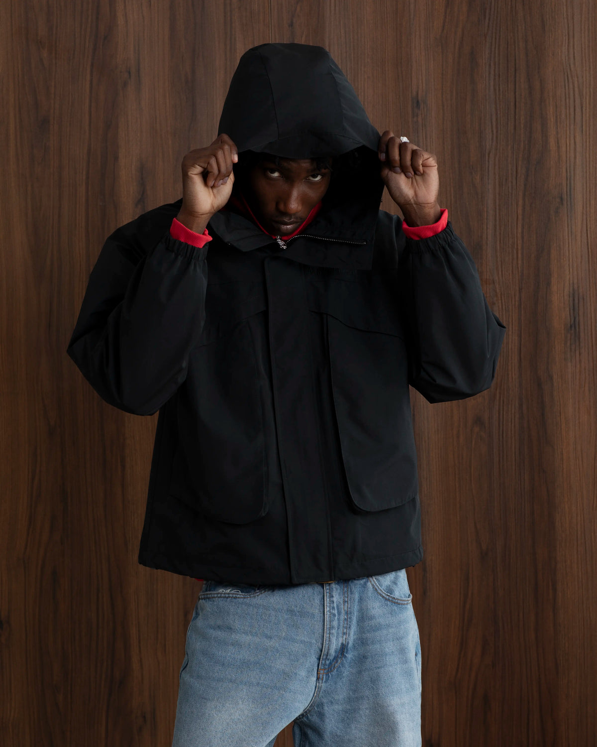 MAN [Model is 189cm/6'2” wearing size L]