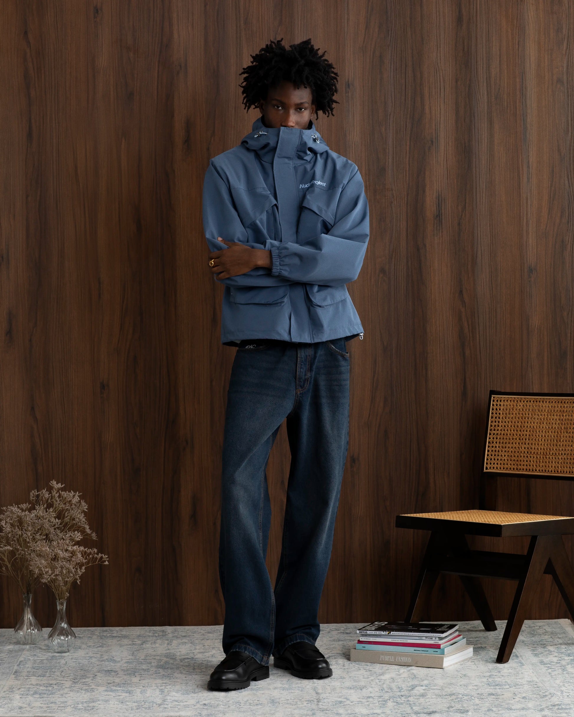 MAN [Model is 189cm/6'2” wearing size L]