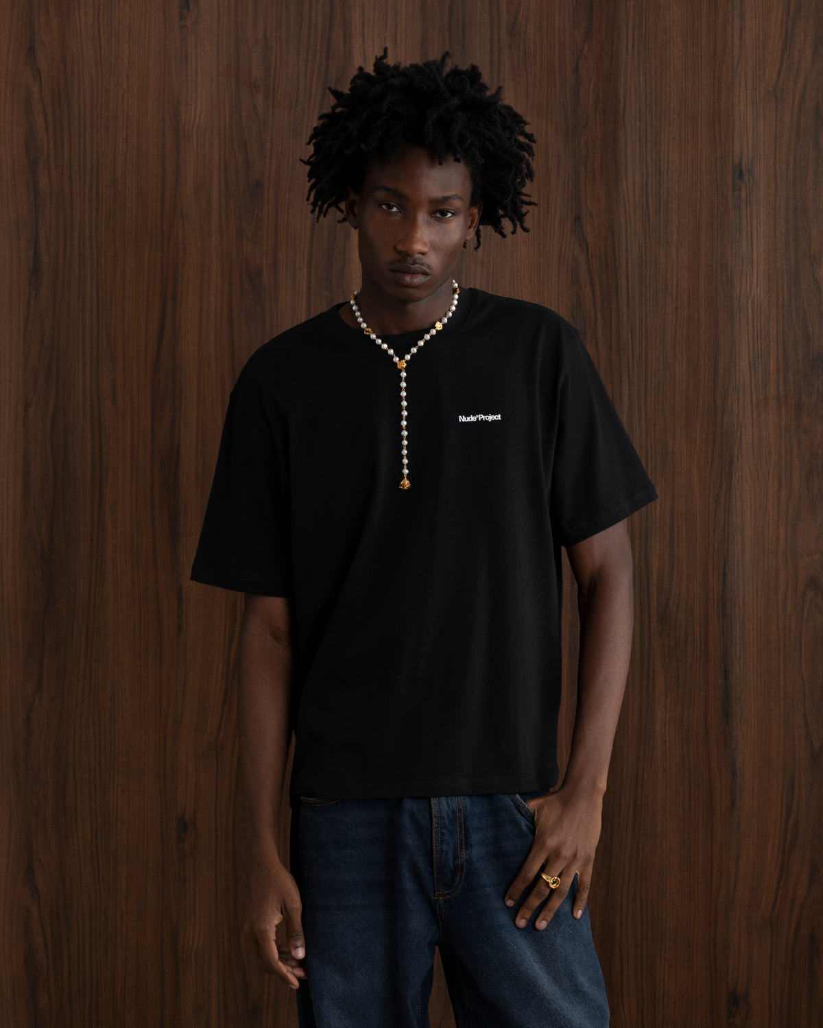 MAN [Model is 189cm/6'2” wearing size L]