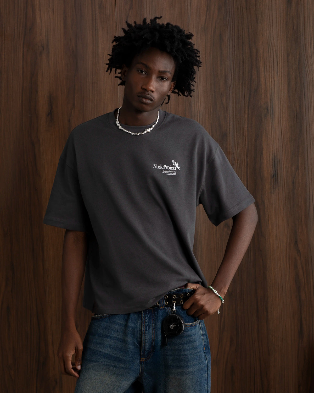 MAN [Model is 189cm/6'2” wearing size L]