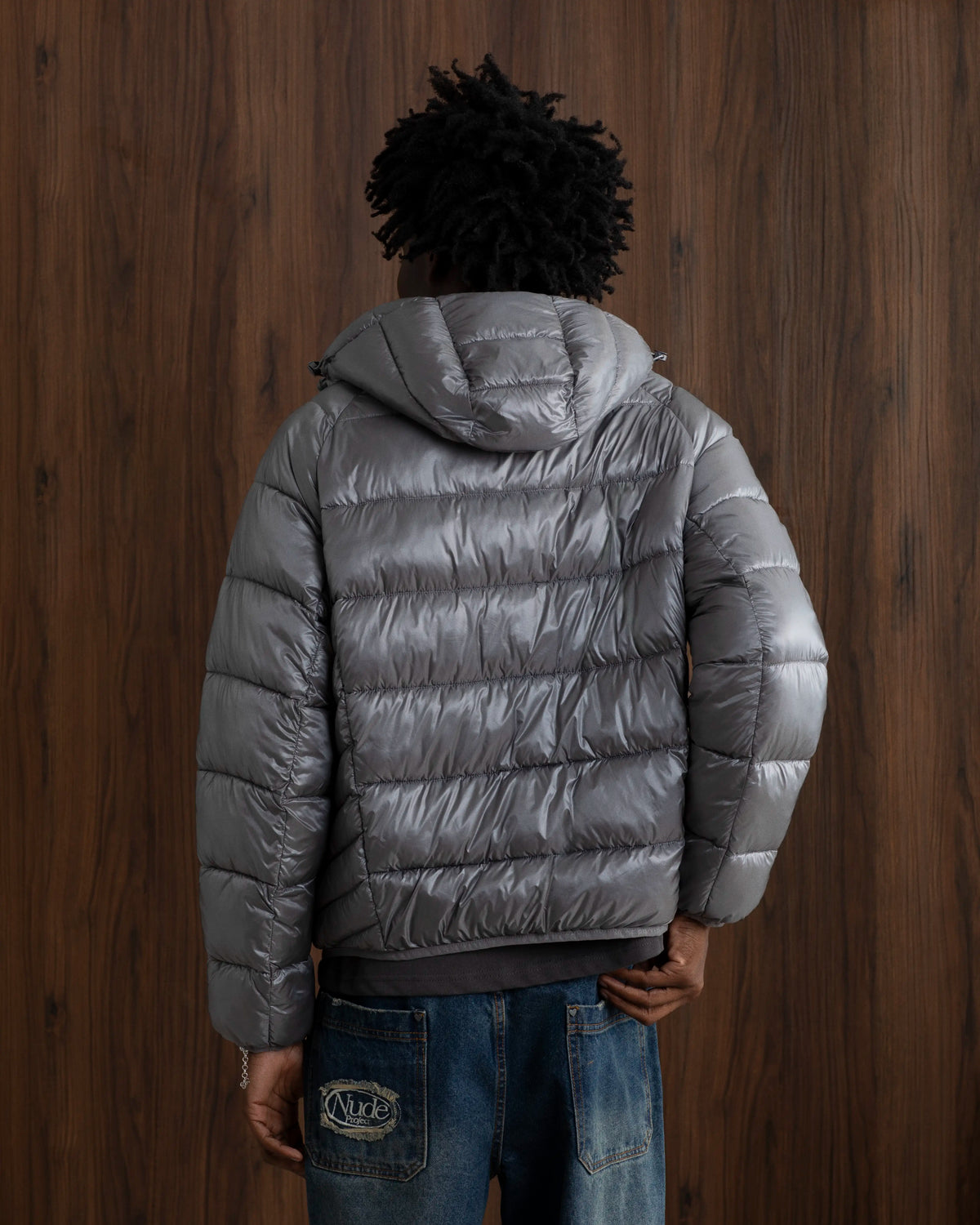 MAN [Model is 189cm/6'2” wearing size L]