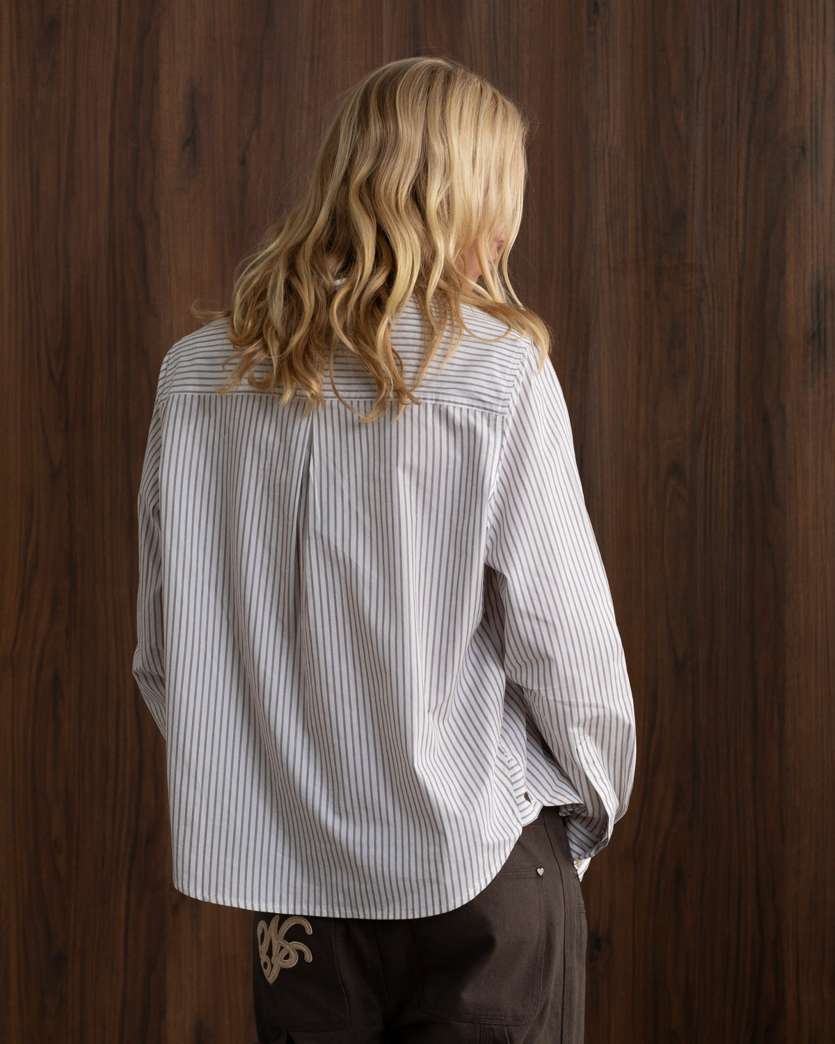 WOMAN [Model is 171cm/5’7” wearing size S]