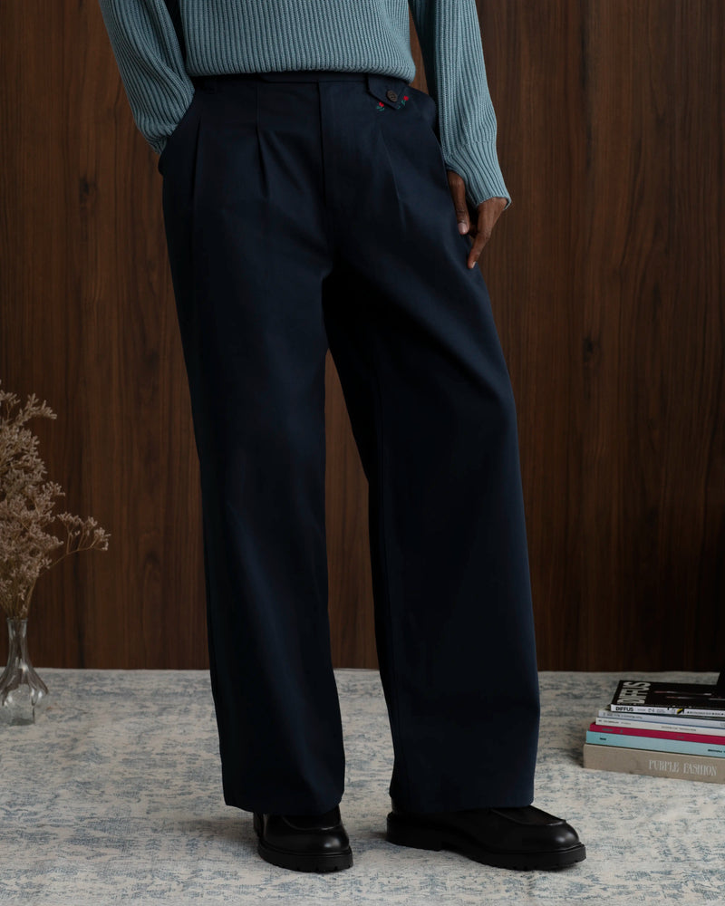 MAN [Model is 189cm/6'2” wearing size M]