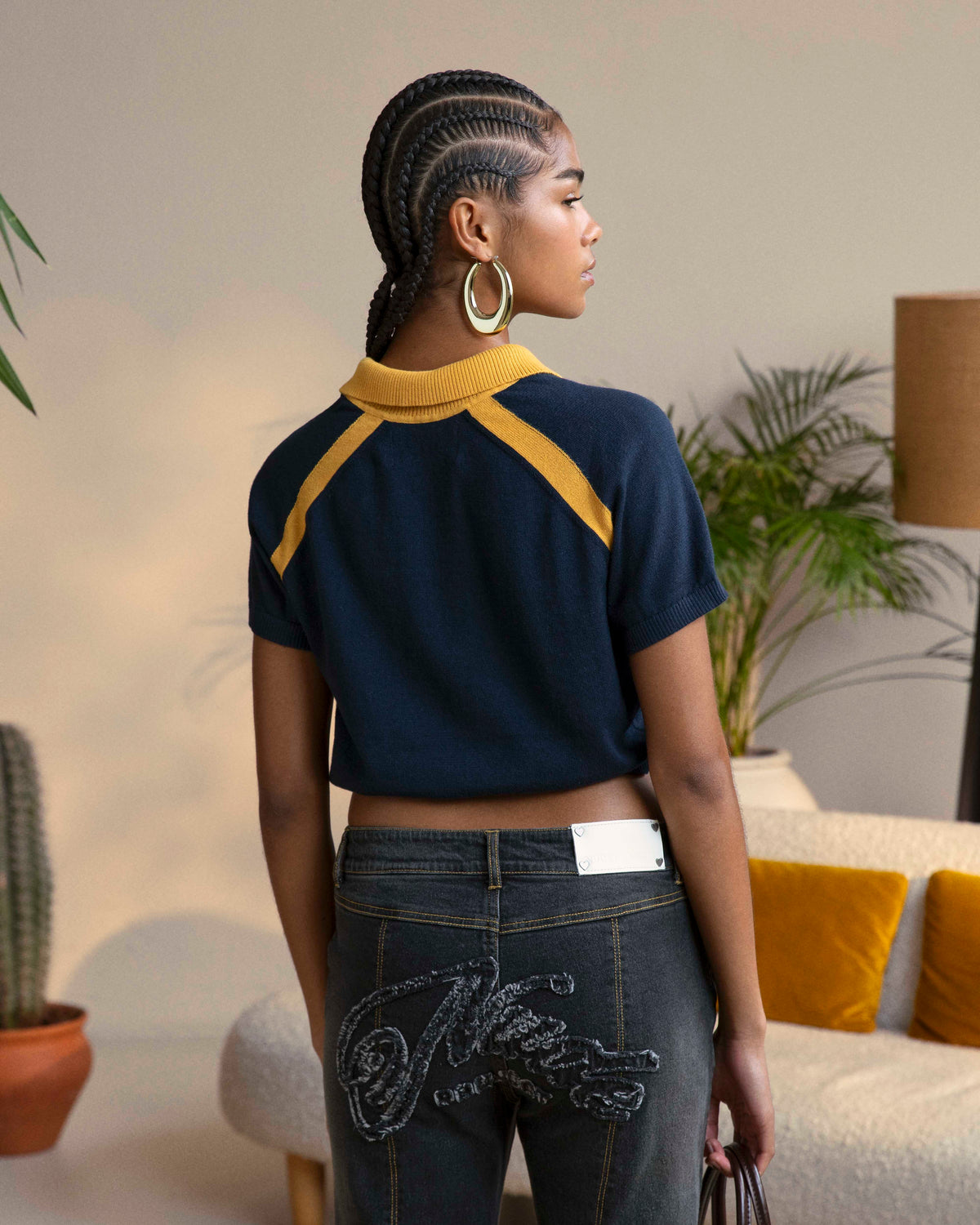 woman [Model is 173cm/5'8 wearing size M]