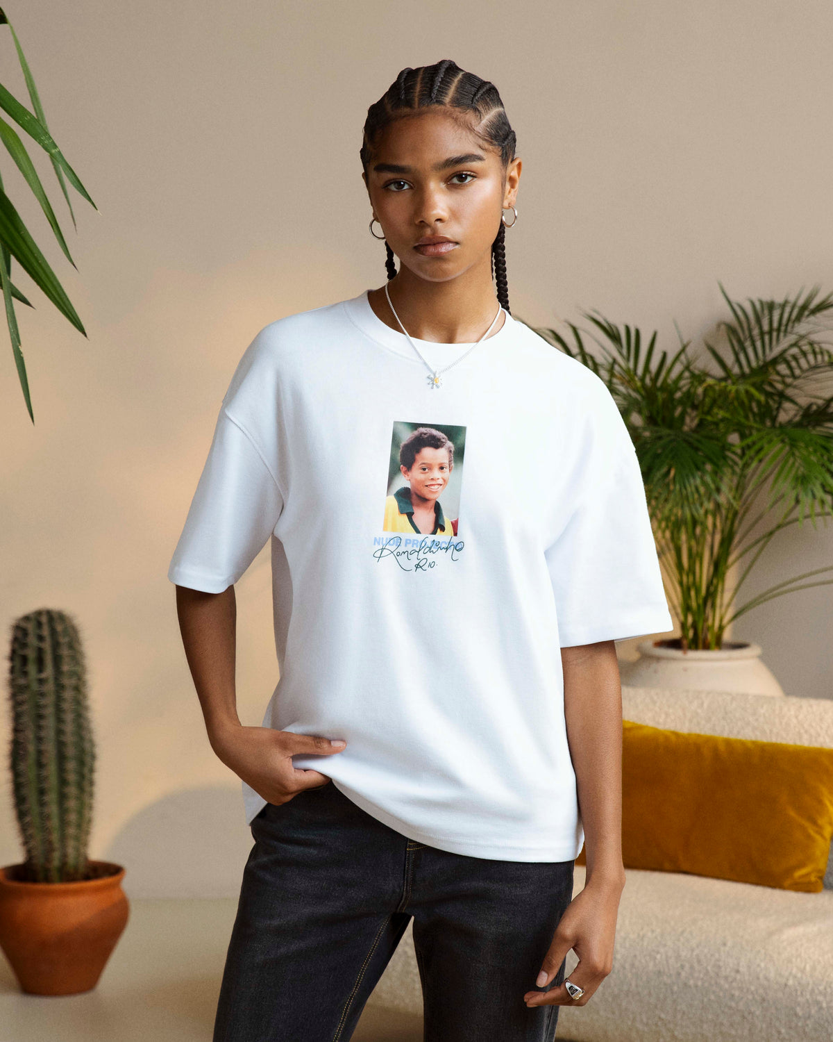 woman [Model is 173cm/5'8 wearing size S]