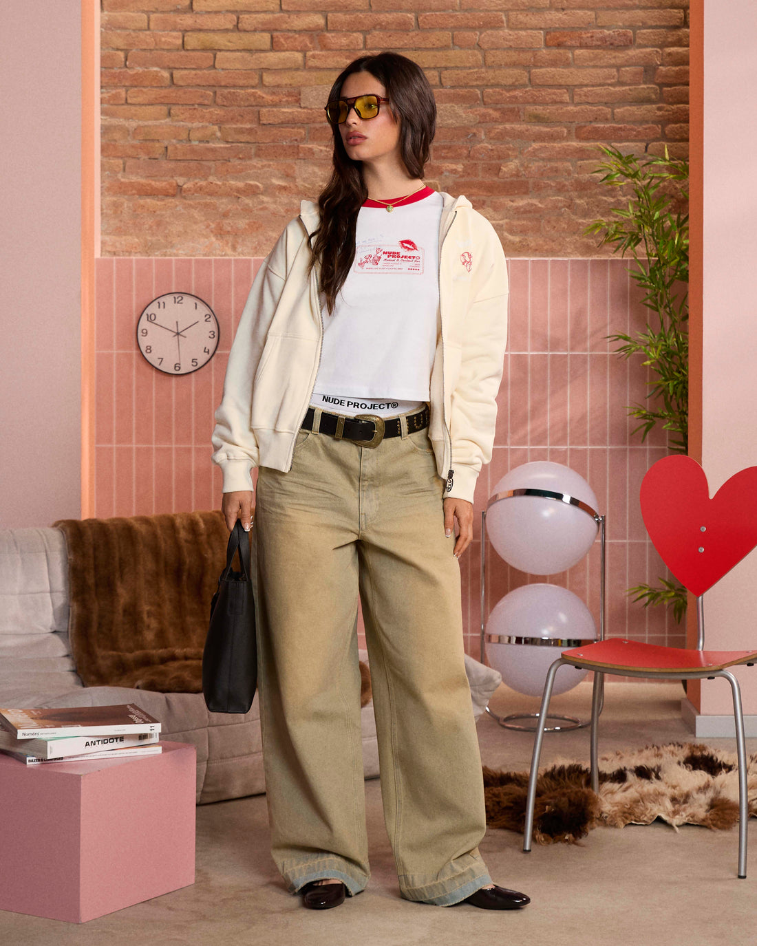 Look_Ecom_Valentines_Woman1