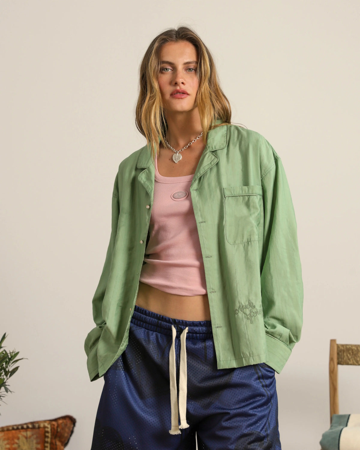 Woman [Model is 175cm/5’7” wearing size S]