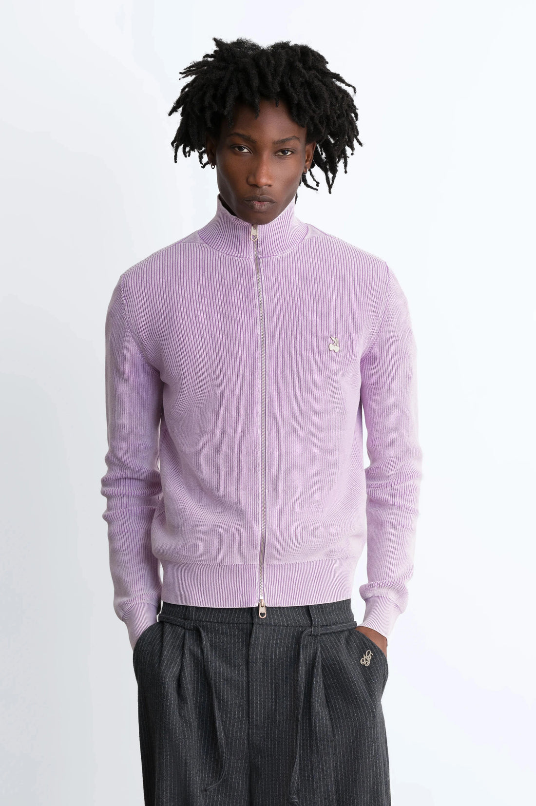 MAN [Model is 189cm/6'2” wearing size M]