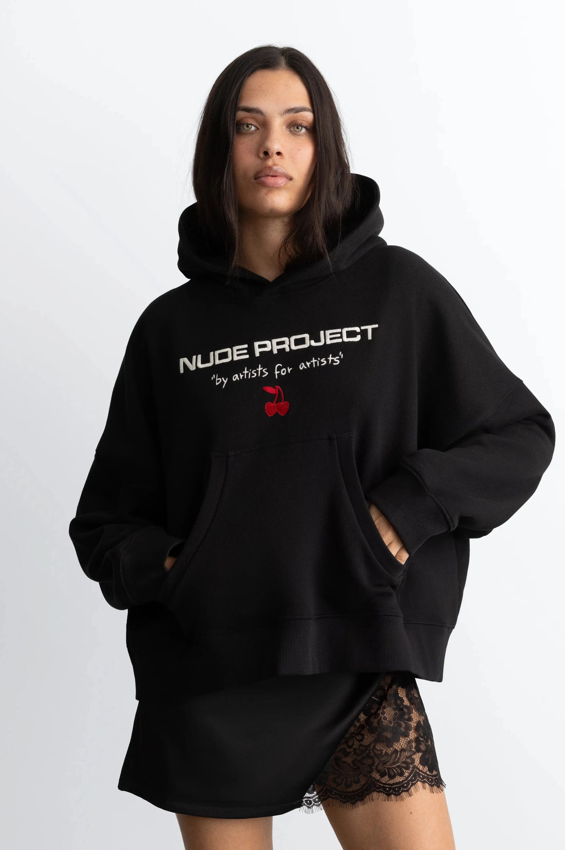 WOMAN [Model is 173 cm/5’67” wearing size XS]